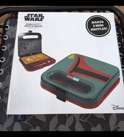 Star Wars Waffle maker.