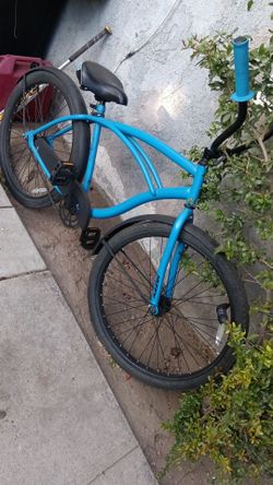 Huffy 26" Beach Cruiser Custom Paint flat Blue & Black all in Good Working Conditions Ready to Ride Some Upgrades Asking $80 Firm on Price