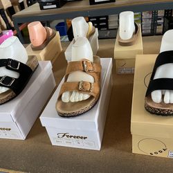 Beautiful Woman Shoes $12