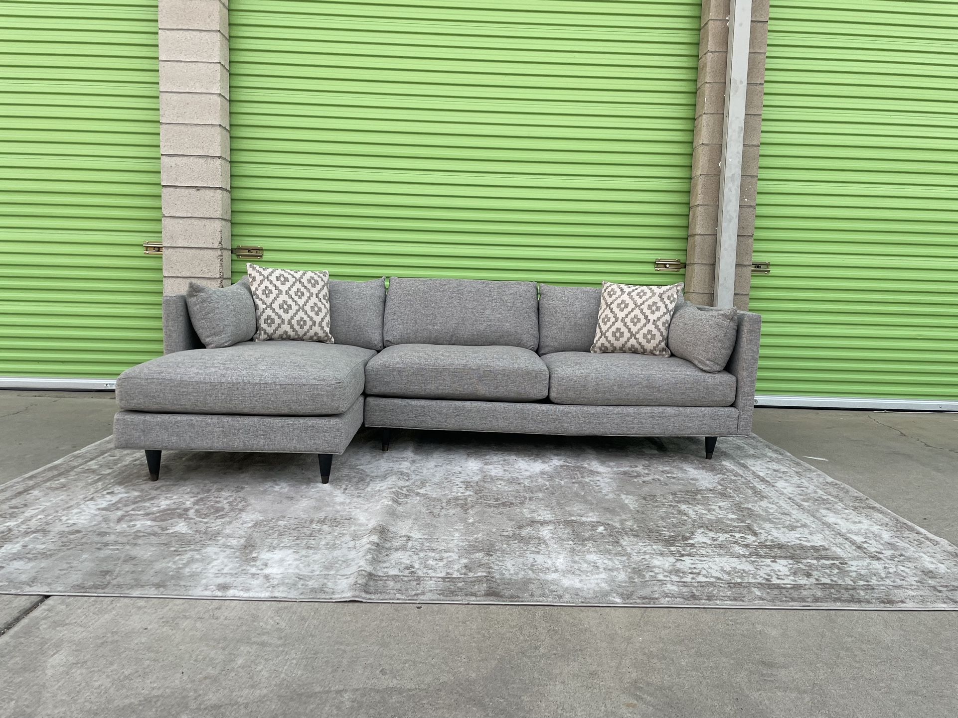 *Free Delivery* Gray Modern Sectional Couch Sofa