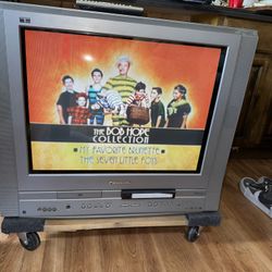 Panasonic 27 Inch 3 In One Tv DVD And VHS