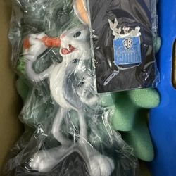 Bugs Bunny Figure