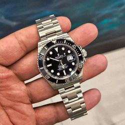 Rolex Submariner Black Dial. 