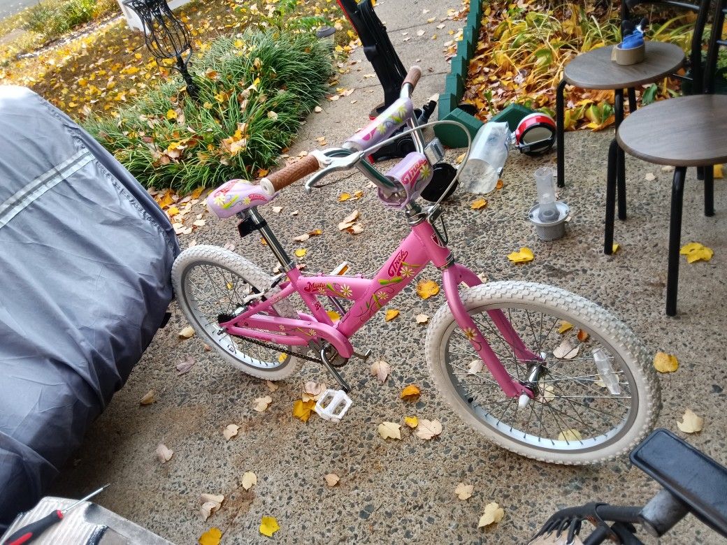 T R E X - M Y S T I VC 20 Inch Girls Bike