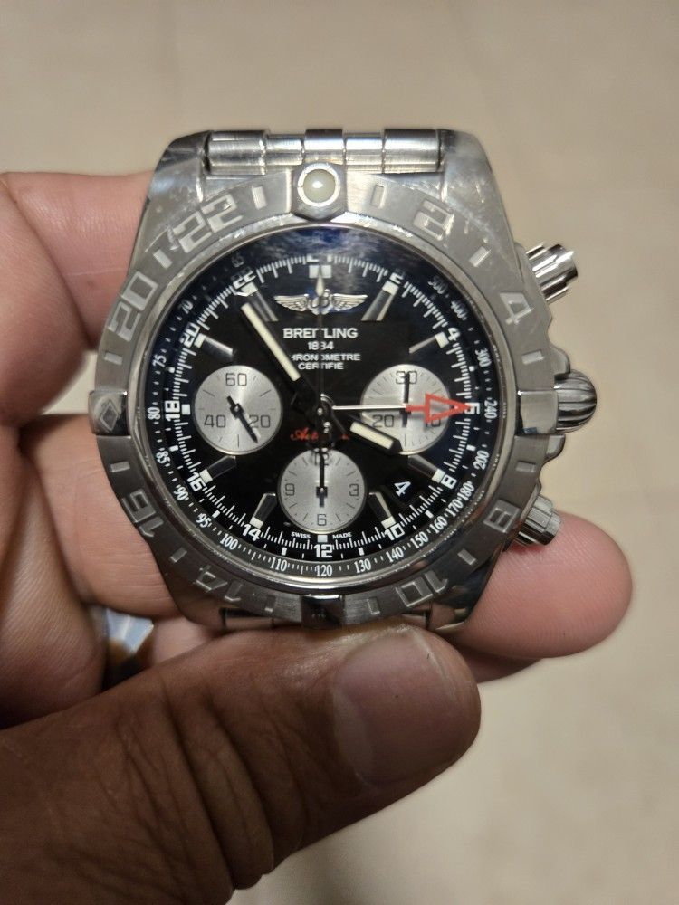 Breitling Chronomat BO1 GMT