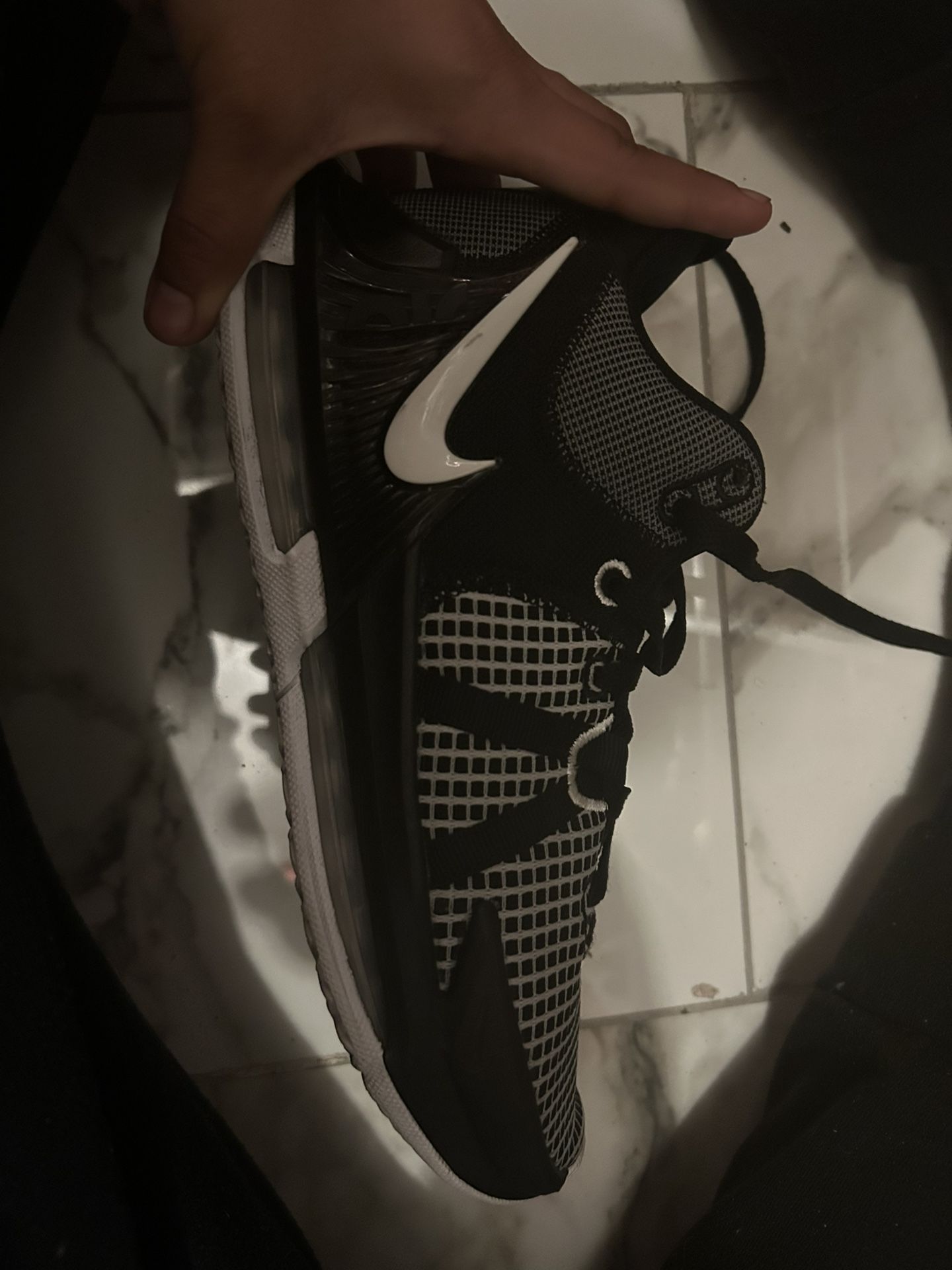 Black and white Lebron basketball shoes size 7.5