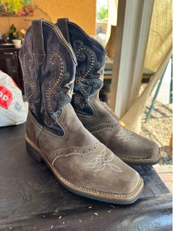 Womens boots