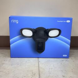 RING FLOODLIGHT CAM PRO WIRED 