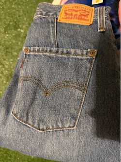 Women’s Levi’s ‘94 baggy size W24 L31