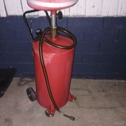 Portable oil air waste tank