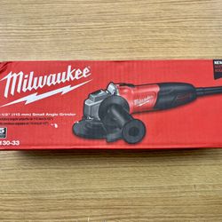 Milwaukee Tool 6130-33 7.0 Amp 4-1/2" Small Angle Grinder 
