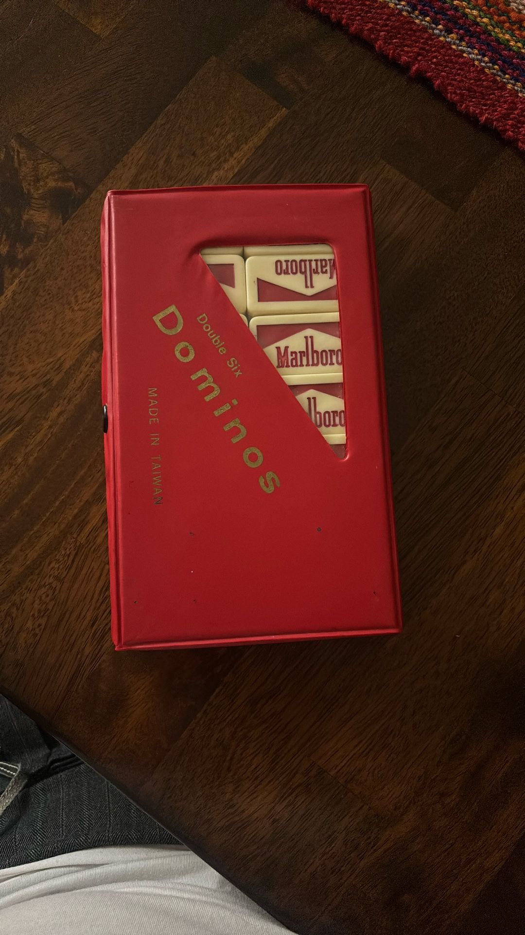 marlboro dominoes 