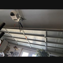 vendo la puerta de mi garage ya no la nesesito