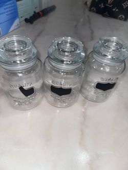Set of 3 Clear Glass Apothecary Storage Jars with Lids