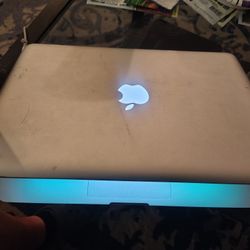 MacBook Pro 2013 With Disc Drive