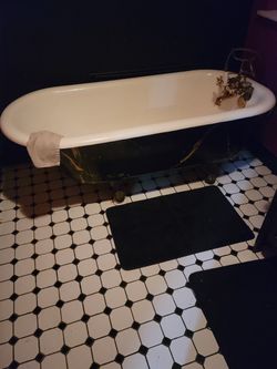 Clawfoot Tub