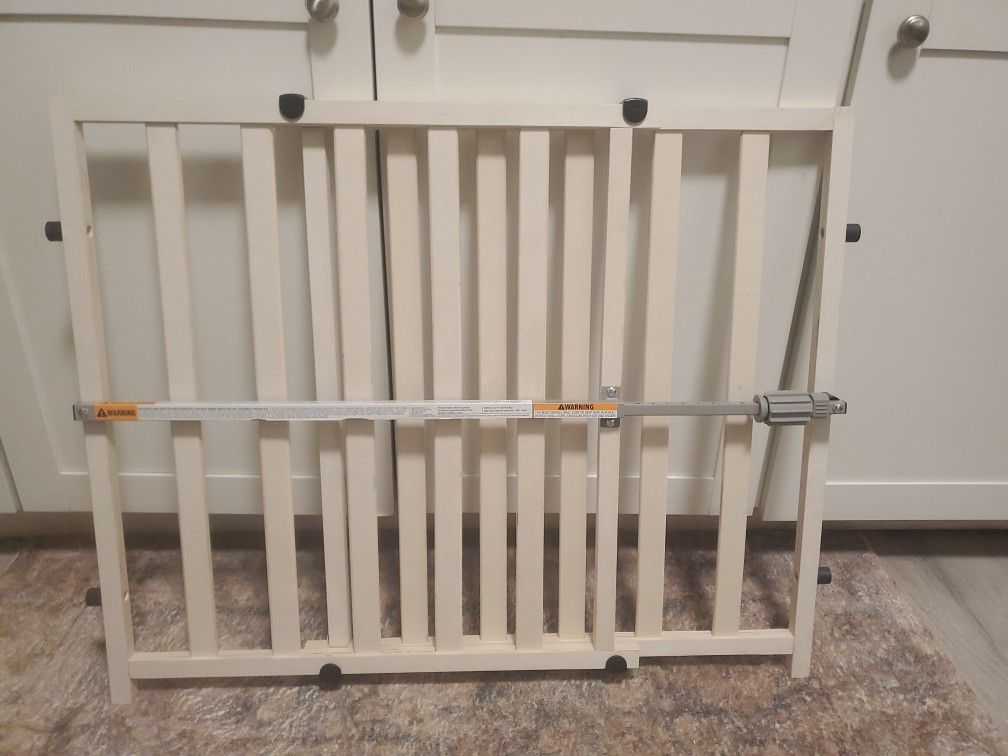 Brand New Regalo Baby Gate