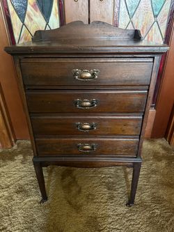 Antique 4 Drawer Bedside Chest/Nightstand