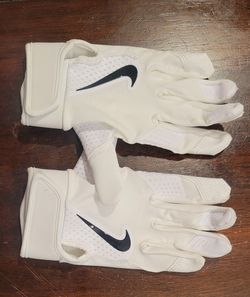 Nike Gloves