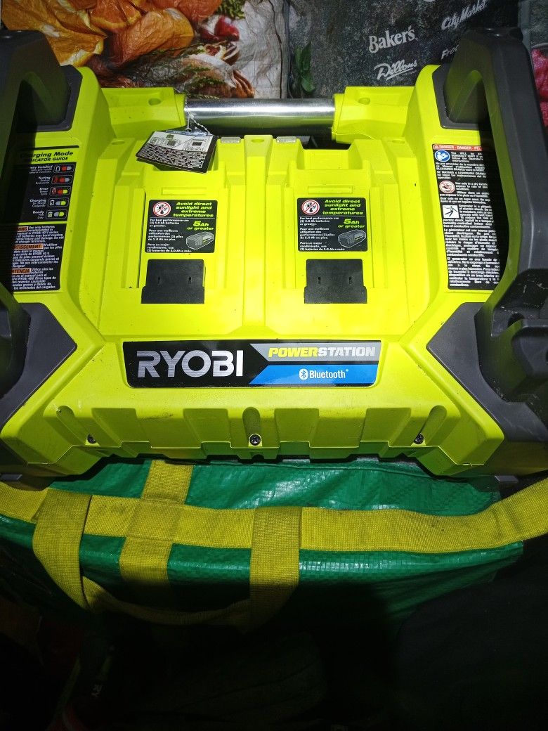 Ryobi 40v 1800 Watt Power Station
