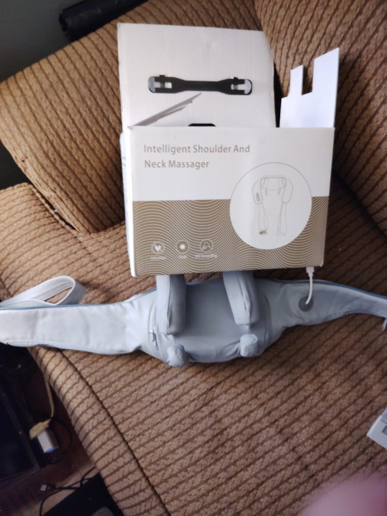 Intelligent Shoulder And Neck Massager