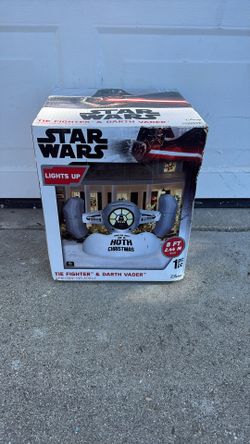 8 Ft STAR WARS TIE FIGHTER W DARTH VADER Christmas Lighted Yard Inflatable