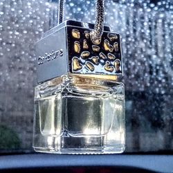 Miami Blossom Essential Oil Rear View Mirror Hanging Air Diffuser