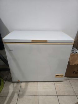 Galanz Chest Freezer White