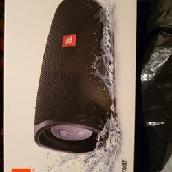 JBL CHARGE 4 BLUETOOTH SPEAKER