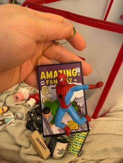 MARVEL spiderman HALLMARK 2022 comic book 3d style tree ornament 60th anniversary edition