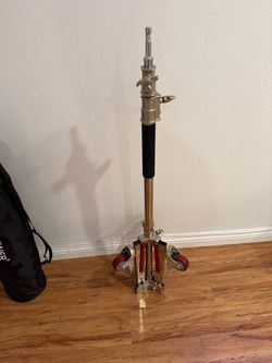 Newer wheeled C stand