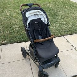 Nuna Tavo Stroller