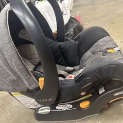 Chicco Keyfit 30 Infant Car seat (good until March 2025)