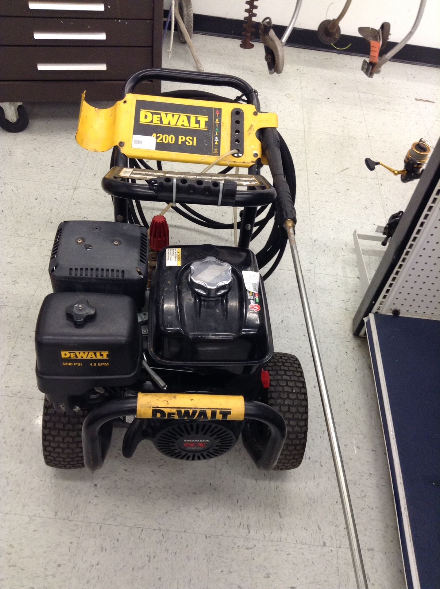 Dewalt 4200 PSI Pressure Washer for Sale in Orlando, FL OfferUp