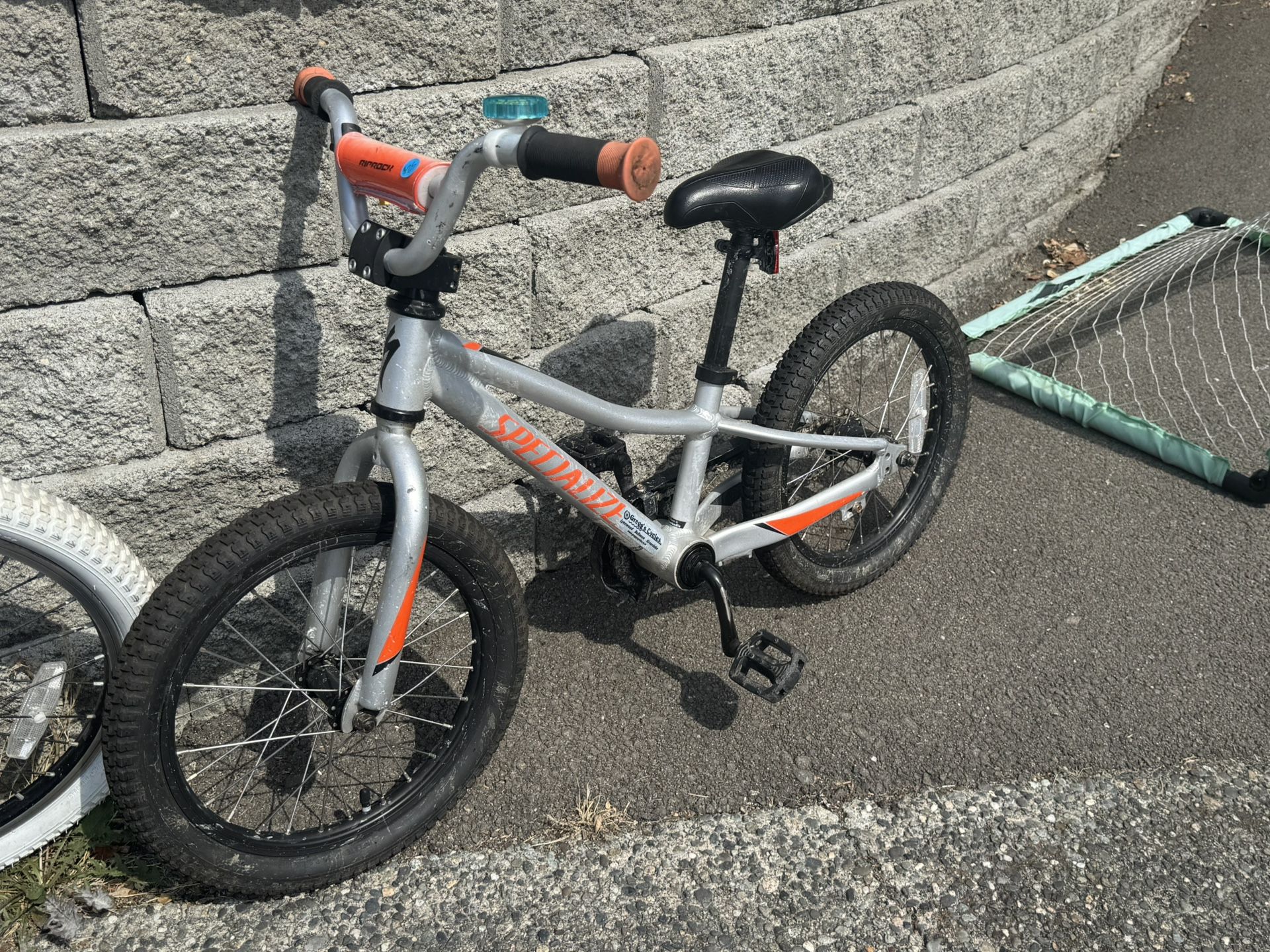 Specialized Riprock Kids Bike. 16” Frame. 