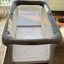 Chicco Pack and Play + Changing Table + Hiccapop PlayPad – Great Condition!