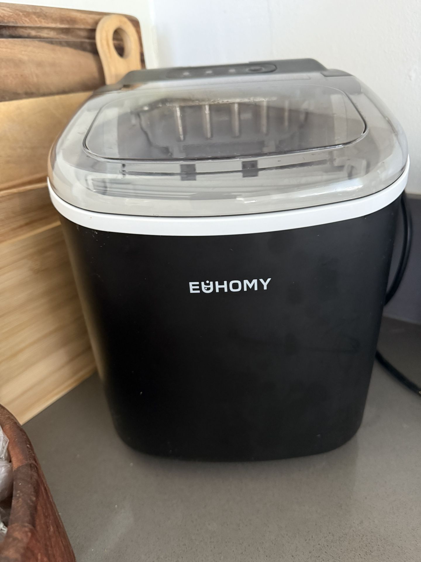 Countertop Ice Machine