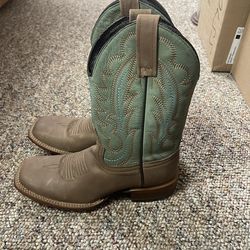 Woman’s cowboy boot