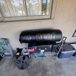 Everlast punching bag