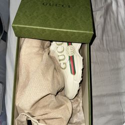 Gucci Shoes 