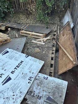 Wood/pallets