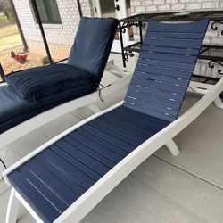 Plywood Lounge Chairs 