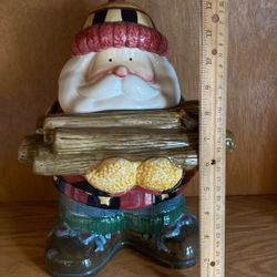 Large Santa Claus Cookie Jar. Bye Debbie Mumm And Sakura 1998. 12 inches tall.