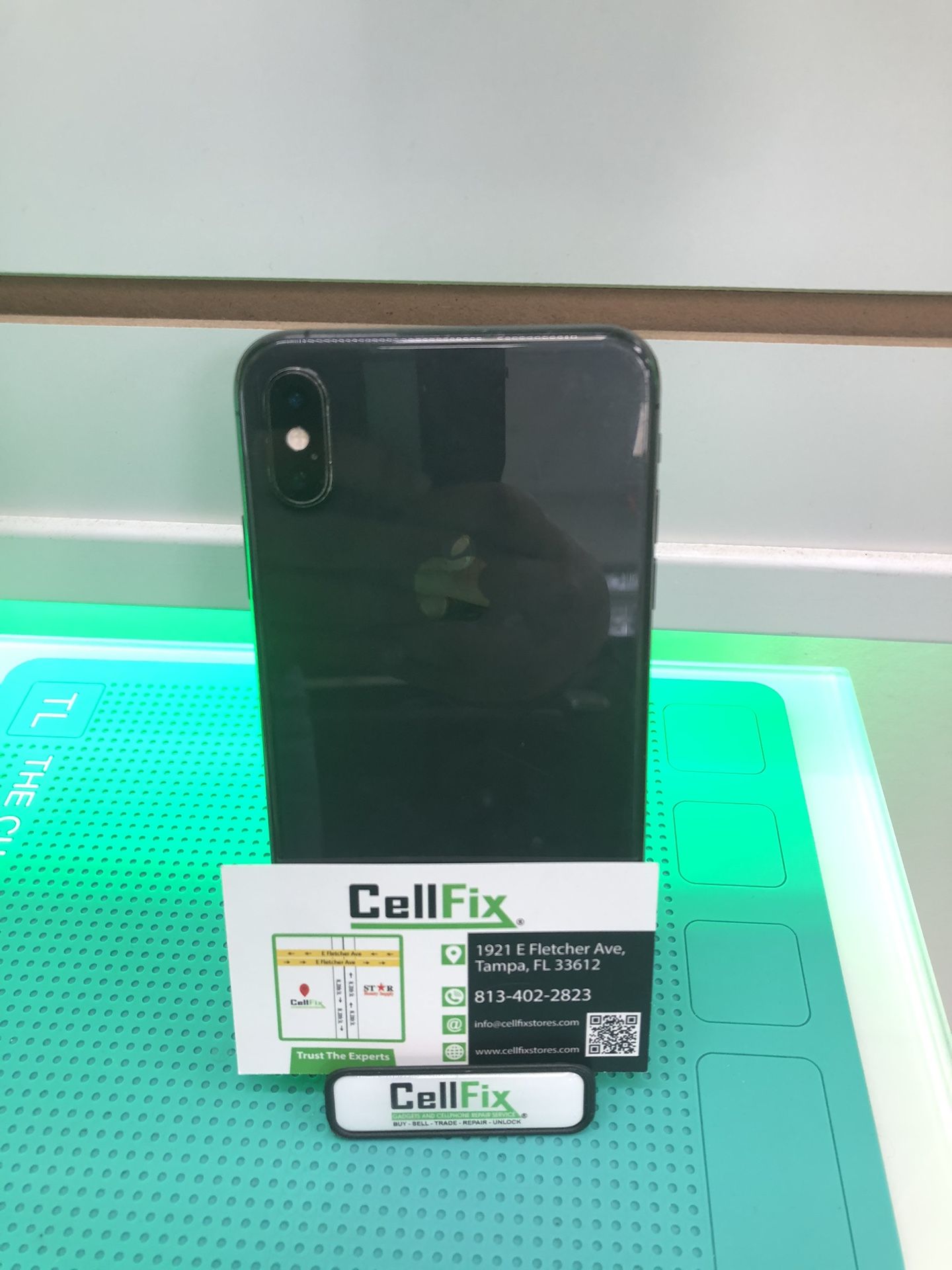 iPhone X Unlocked