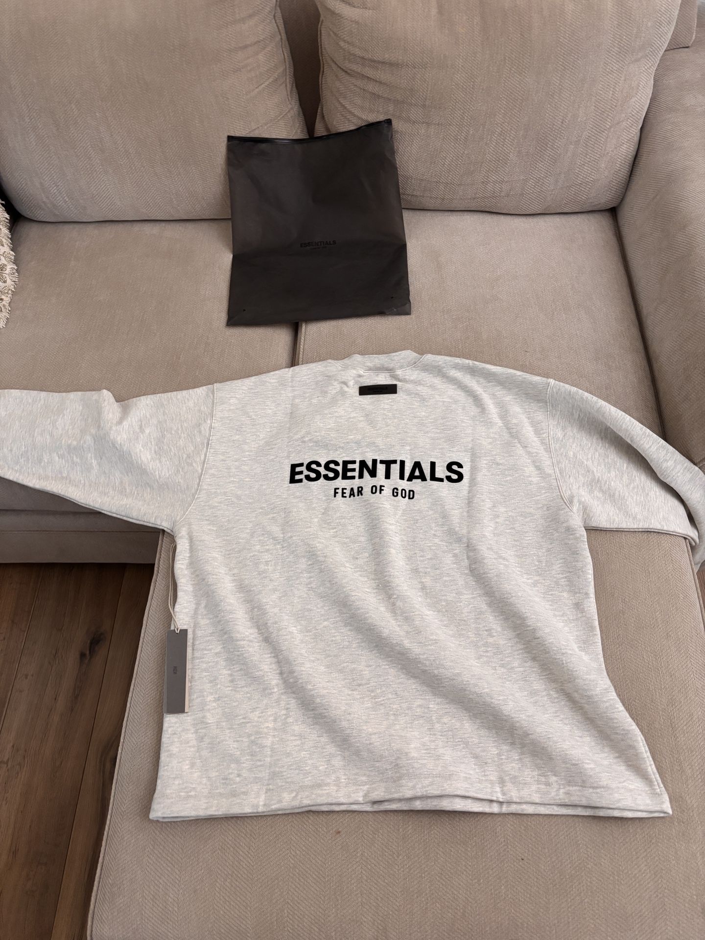 FEAR OF GOD Essentials - Relaxed Crewneck Sweater M