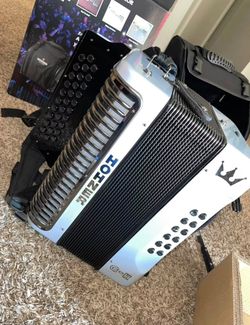 Hohner Corona 2