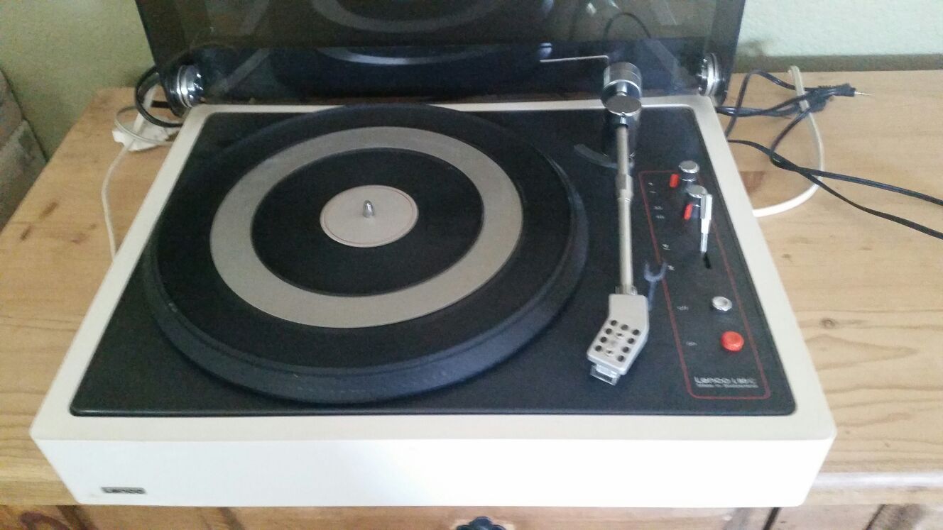 Lenco L85 IC Swiss vintage record player