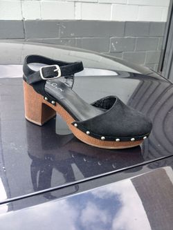 Black suede hill sandals