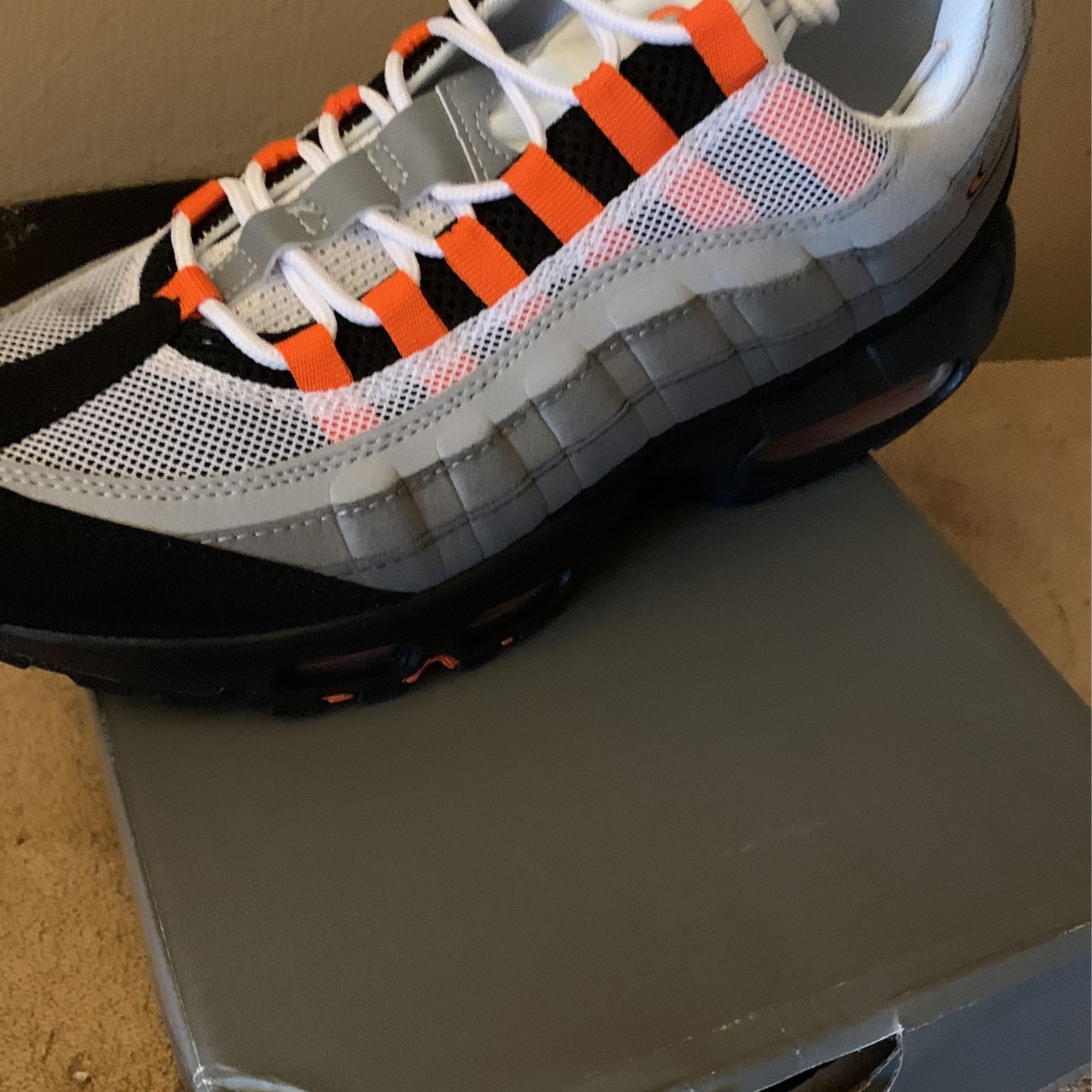Air Max 95 Solar Red
