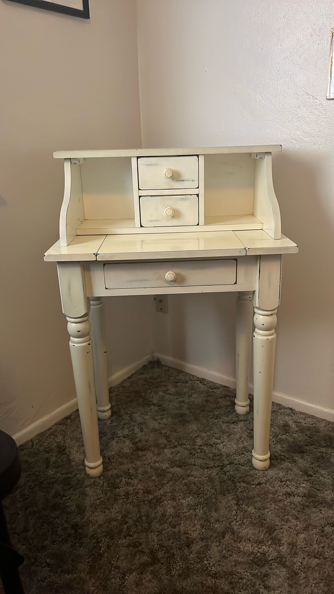 Small White Vanity/Desk